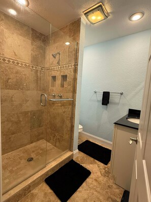 Shower, hair dryer, towels, toilet paper - Waterfront + 2Bed + No Bridge Gulf Access + Dock + Beaches + Pool coming soon! (Englewood)