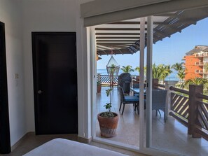 Interior - 433 - Two Bedroom Ocean View (Bajos de Chila)