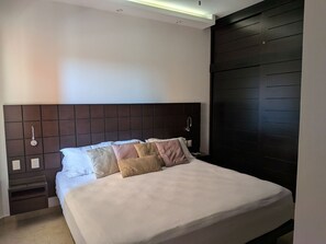 2 bedrooms, WiFi - 433 - Two Bedroom Ocean View (Bajos de Chila)