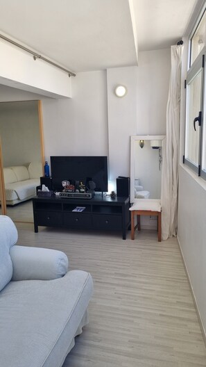 Imagen sin descripción, 3 de 12, botón