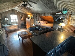 Unclassified image, 5 of 23, button - The Dairy Barn--A Family Friendly Cabin That Sleeps 12! Pets Allowed! (Dellrose)