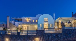 Exterior - Michaela Residence Santorini (Santorini)