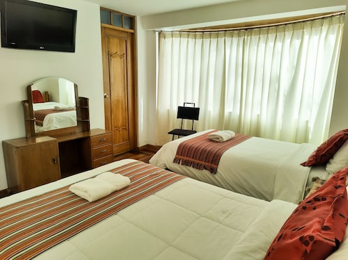 Eco Bunnu Inn Santa Ana