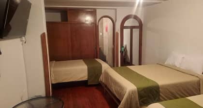 Eco Bunnu Inn Santa Ana