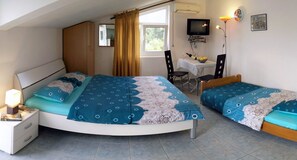1 bedroom, iron/ironing board, bed sheets - Standard Studio with terrace/balcony (2 Adults) (Tivat)