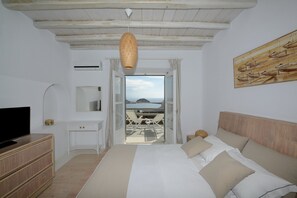 1 bedroom, iron/ironing board, travel cot, free WiFi - Luxury Apartment Harmony (Kalafatis)