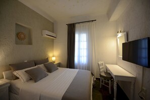 2 bedrooms, iron/ironing board, travel cot, free WiFi - Luxury apartment Fokos/lounge area, sea view (Kalafatis)
