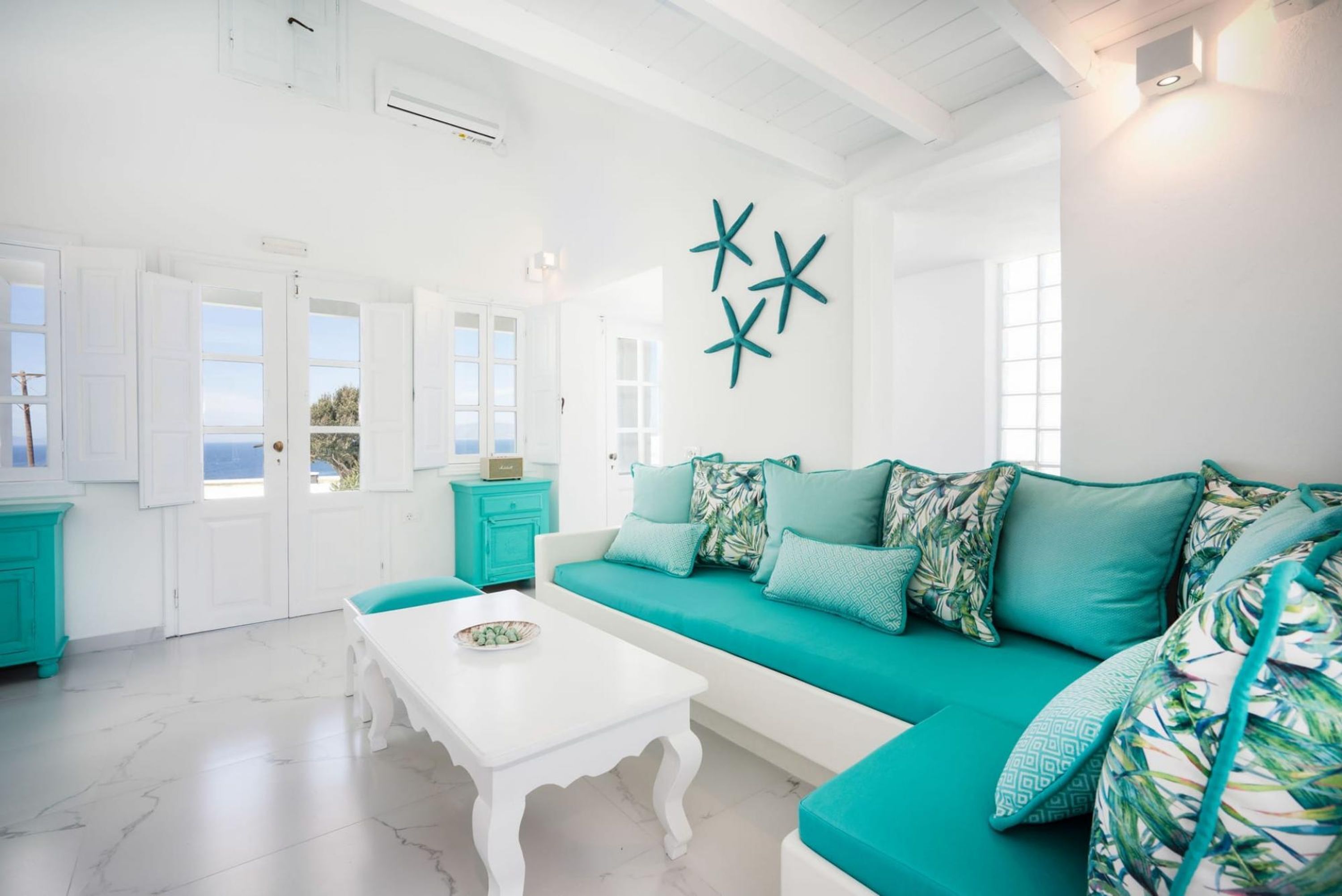 リビング エリア