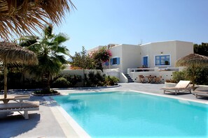 Pool - Elia - Three Bedroom Villa, private pool, sea view (Kamari)