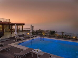 Pool - Villa Eolos with private pool (Malevizi)