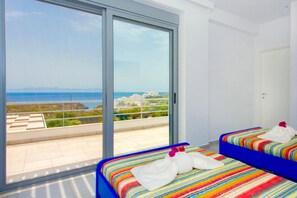3 bedrooms, travel cot, bed sheets - Luxury Villa Stella with private swimming pool (Chania)