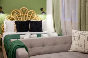 1 habitación, tabla de planchar con plancha, wifi gratis y ropa de cama 
