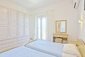 4 Schlafzimmer, Bügeleisen/Bügelbrett, Reisekinderbett, Bettwäsche