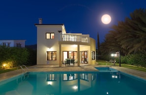 Pool - Villa Tsikkos Dio in Argaka (Argaka)