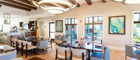Basic Villa | Dining