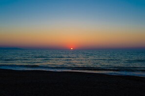 Beach - Villa Tsikkos Tria in Argaka (Argaka)