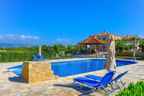 Pool - Villa Athina Finiki in Latchi (Latchi)