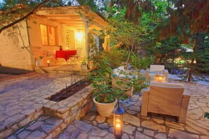 Terrace/patio - Kitrini Luxury Cottage (Ozias)