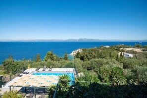 Pool - Antigoni Villa Ena in Longos (Longos)