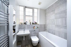 Nicht klassifiziertes Bild, 2 von 11, Schaltfläche