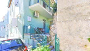 Exterior - Jasmin in Katavolos with 1 bedrooms and 1 bathrooms (Katavolos)