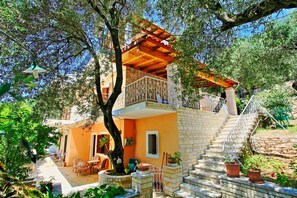 Exterior - Villa Alexandros in Nisaki (Katavolos)