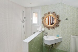 Shower, hair dryer, towels - Sunset House in Sidari (Corfu)