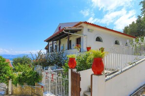 Exterior - Faros Tria in Gaios with 1 bedrooms and 1 bathrooms (Gaios)