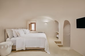 2 bedrooms, iron/ironing board, free WiFi, bed sheets - The Mill Haven Santorini (Oía)