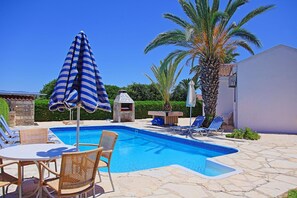 Pool - Villa Maria Latchi in Latchi (Latchi)