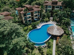 Pool - 5 minutes from Tamarindo! Beautiful Apartment for Families (Tamarindo)