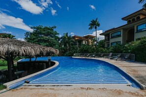 Pool - 5 minutes from Tamarindo! Beautiful apartment for families (Tamarindo)