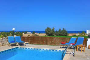 Pool - The Vines in Latchi with 3 bedrooms and 3 bathrooms (Latchi)