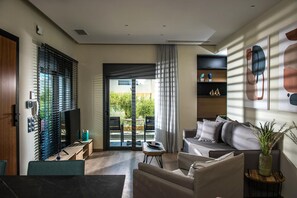 TV, stereo - Villa Amo With Private Pool (Heraklion)