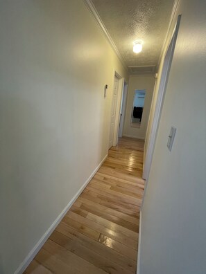 Interior - BUDGET HOUSE 97 Beautiful 3-bedroom house with AC in delightful Stanton (Stanton)