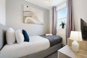 3 Schlafzimmer, Bügeleisen/Bügelbrett, WLAN, Bettwäsche