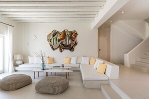 TV, books, printers - Sitara Mykonos - A Cycladic Experience (Ornos)