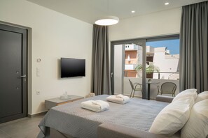 2 bedrooms, iron/ironing board, travel cot, free WiFi - Athina Suites | A 2BD chic apartment w/shared pool (Platanias)
