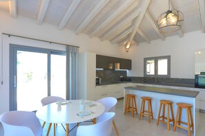 Dining - Villa Loki in Kremithas (Kremithas)