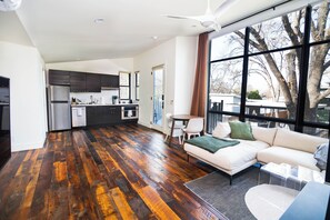 Nicht klassifiziertes Bild, 2 von 30, Schaltfläche