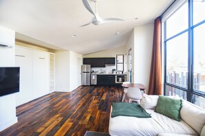 Nicht klassifiziertes Bild, 4 von 30, Schaltfläche