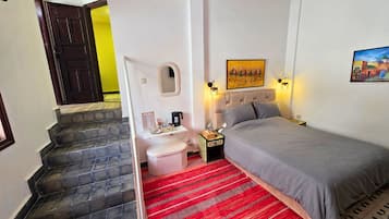 Quarto casal superluxo, vista para o pátio | Ar-condicionado