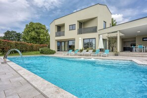 Imagen sin descripción, 5 de 34, botón