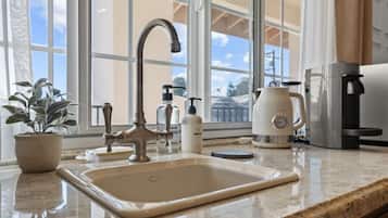 Deluxe studio, 1 kingsize bed, niet-roken, kitchenette | Exterieur