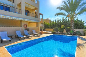 Pool - Villa Arbanassi in Latchi (Latchi)