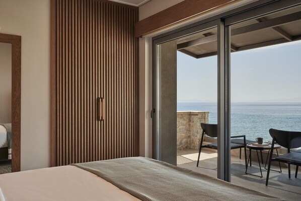 Room - Beachfront Alassa Villas with Private Pools (Agios Dimitrios)