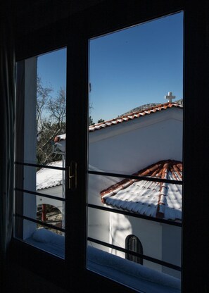 Interior - Stagiates Guest House Room 1 (Μακρινίτσα)