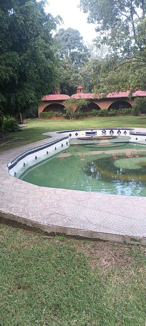 Piscina a l'aire lliure 