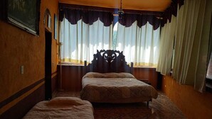 Ảnh chưa phân loại, 3 trong số 9 ảnh, nút