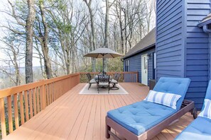 Unclassified image, 3 of 42, button - The Charming Chalet with Gorgeous Mountain View’s (Asheville)